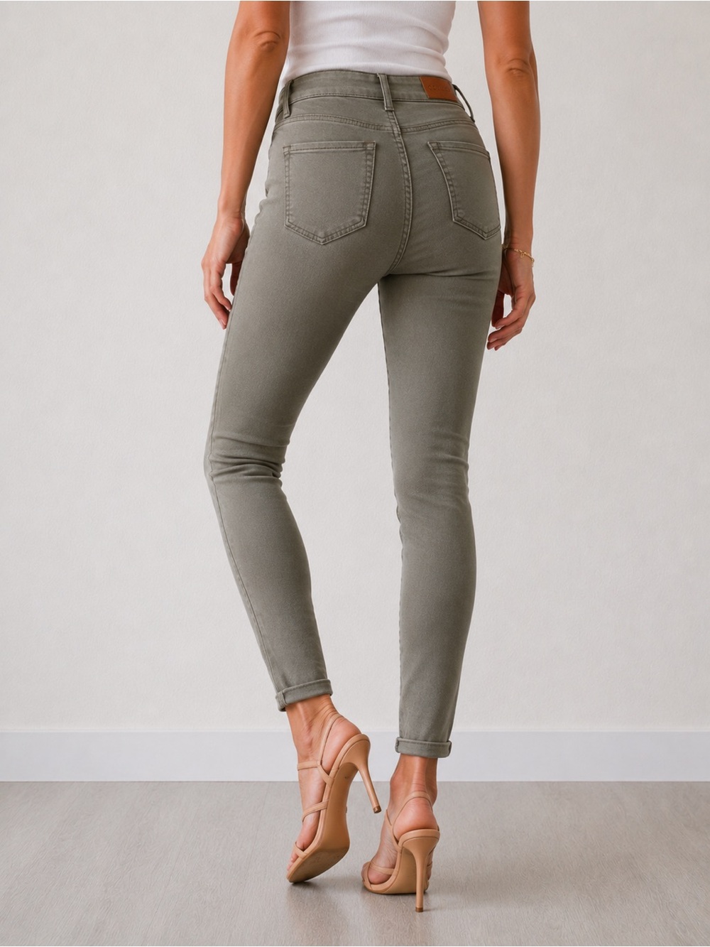 PAIGE Verdugo Moto Skinny Jeans Women’s 26 Olive Green Zip Detail Mid Rise - Picture 2 of 12
